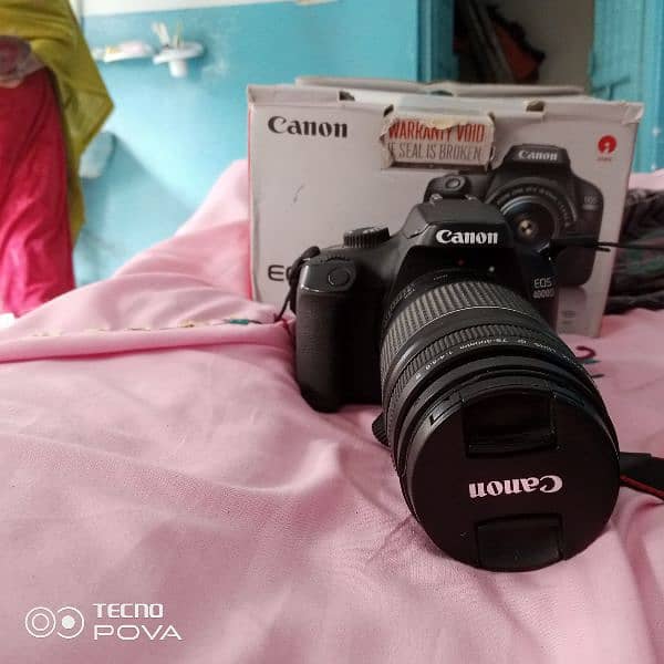 CANON D4000 WITH 75TO300 LENS 8