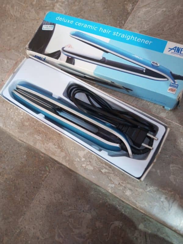 Anex Hair Straightener 1