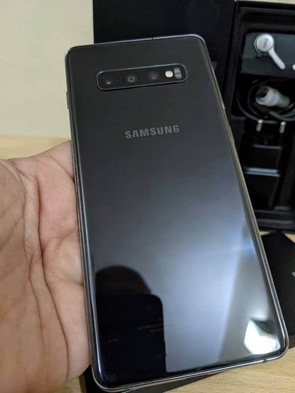 Samsung S10 plus 03246751929watsapp 2