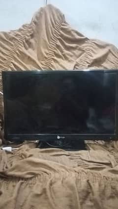 Orange 24 inch LED TV good colour scheme