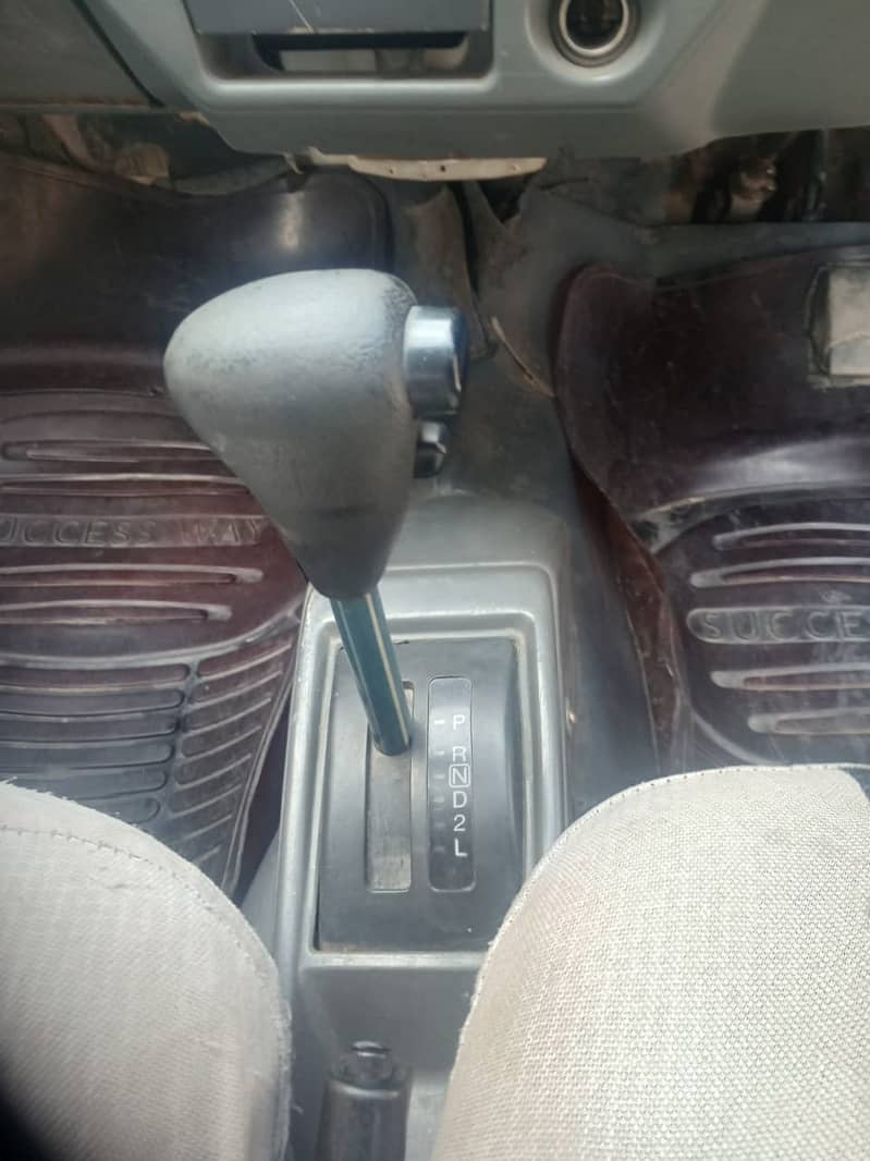 Suzuki Mehran Automatic 6