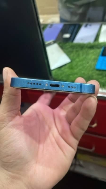 iPhone 13 128gb non pta factory unlock waterpack 3