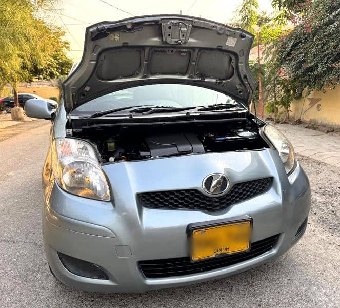 Toyota Vitz 2010 registered 2013 automatic 1000cc 15