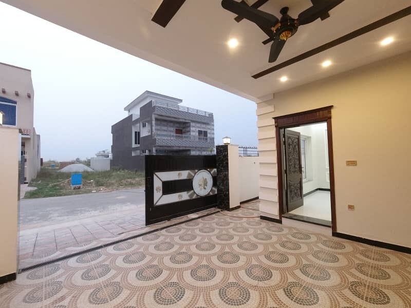 8 Marla Single Story House Available. For Sale in Gulshan e Sehat E-18 Islamabad. 3