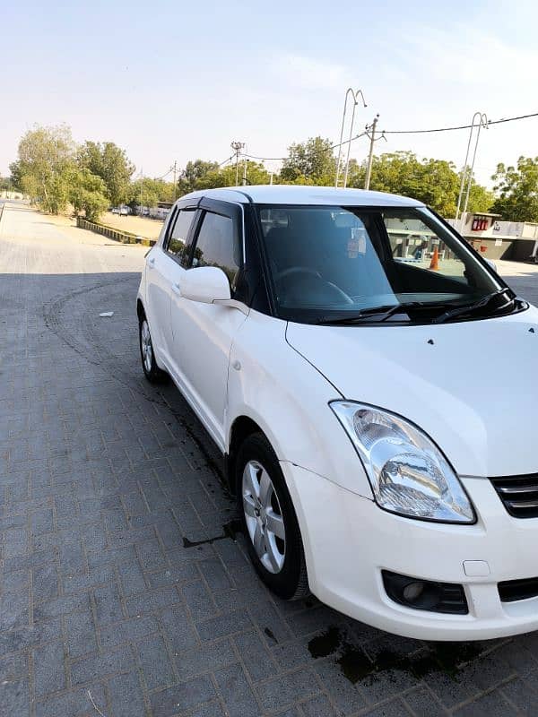 Suzuki Swift 2014 DLX 1.3 Good Condition 1