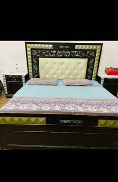 Bed for sale +dressing