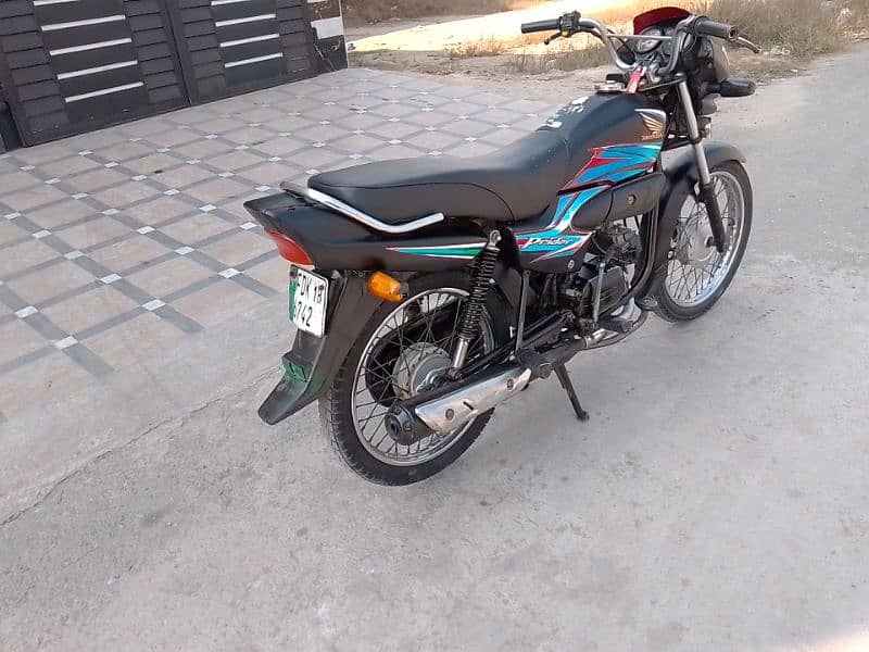 Honda Pridor 100cc model 2018 03127915119 4