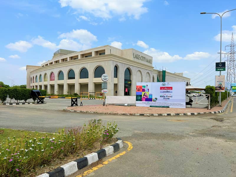 5 Marla Plot Near Shopping Mall Available For Sale In Lake City Sector M-6 1