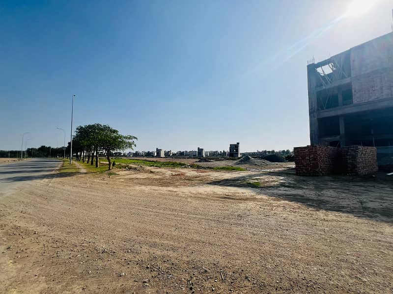 5 Marla Plot Near Shopping Mall Available For Sale In Lake City Sector M-6 3