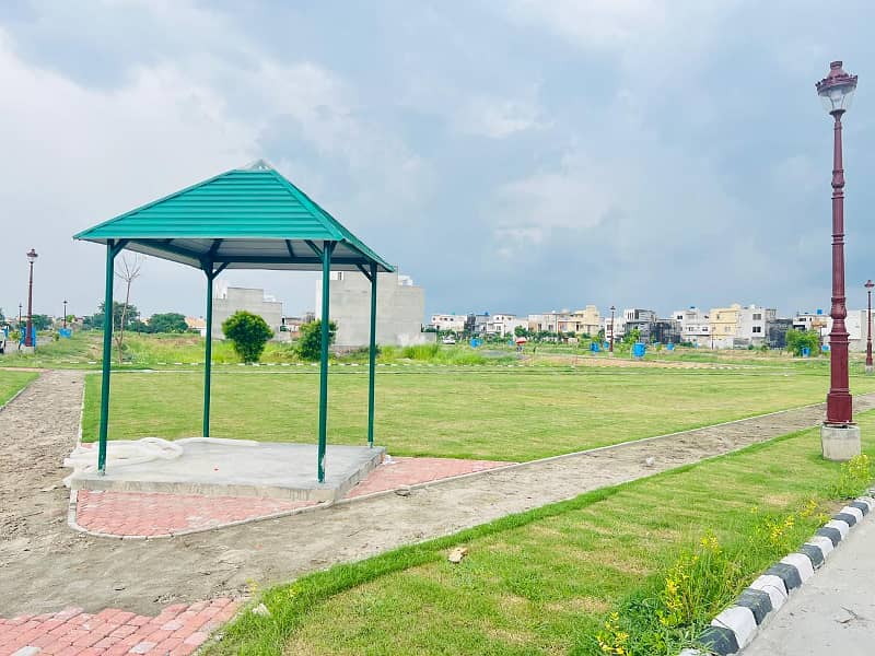 5 Marla Plot Near Shopping Mall Available For Sale In Lake City Sector M-6 4