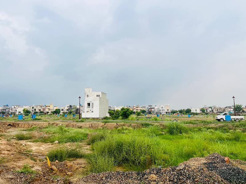 5 Marla Plot Near Shopping Mall Available For Sale In Lake City Sector M-6 16