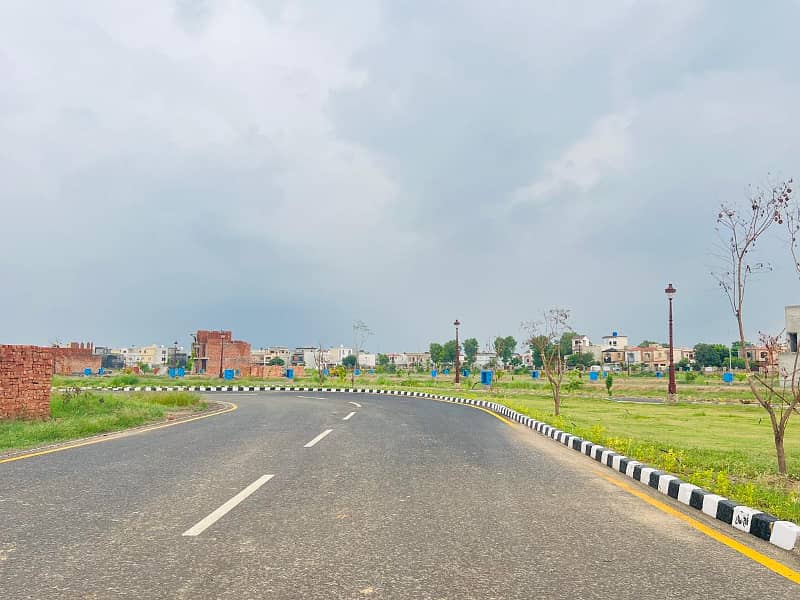 5 Marla Plot Near Shopping Mall Available For Sale In Lake City Sector M-6 17