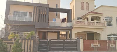 10 Marla Elegant House for Sale in E Block, Citi Housing Jhelum