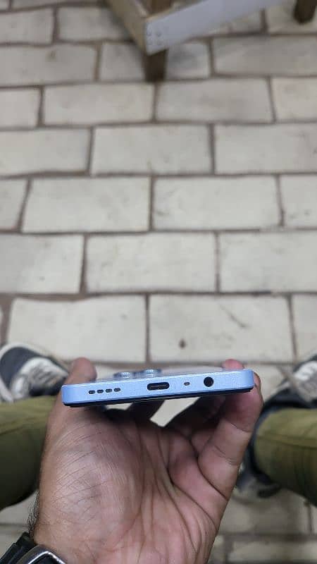 Realme note50 4/64 7