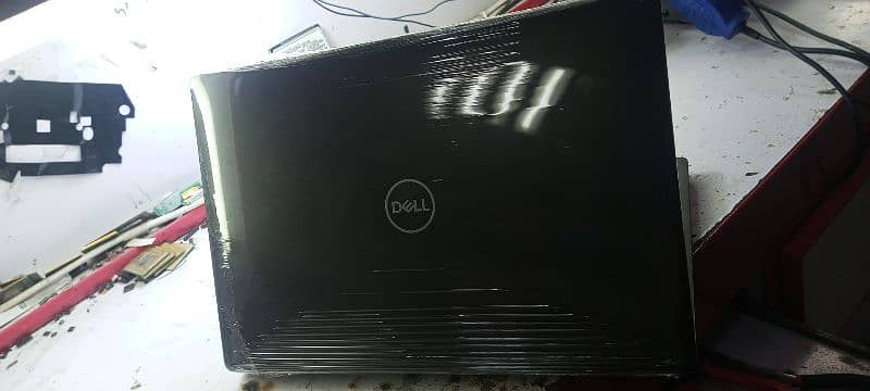 Dell latitude 5400 , i5-8th generation, 16 GB RAM , 256 GB SSD 1