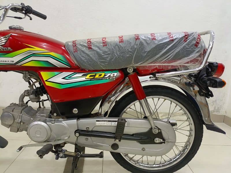 Honda CD 70 2023 Model 4