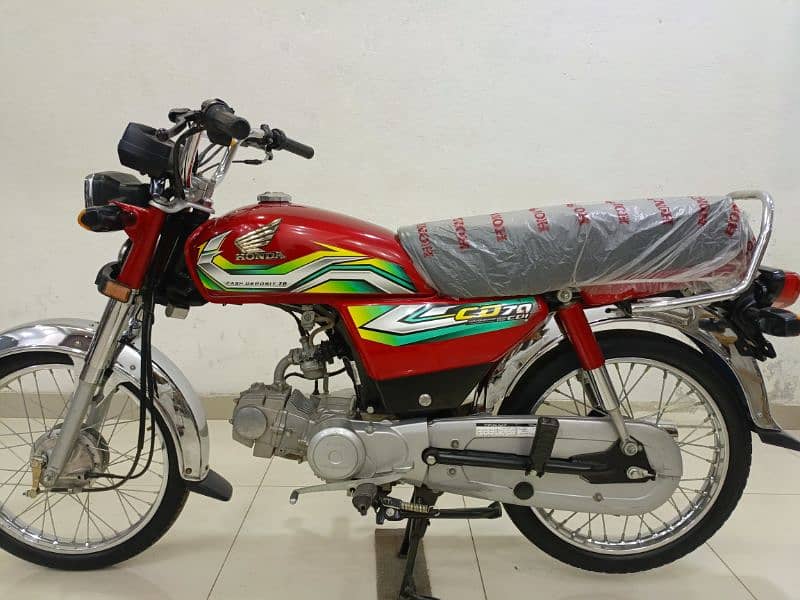 Honda CD 70 2023 Model 6