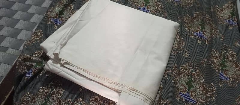 White Unstitched kapra he reasonable price me 0