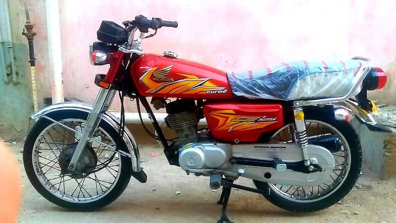 HONDA125 Model 2021 Hyderabad number ha urgent sell 0