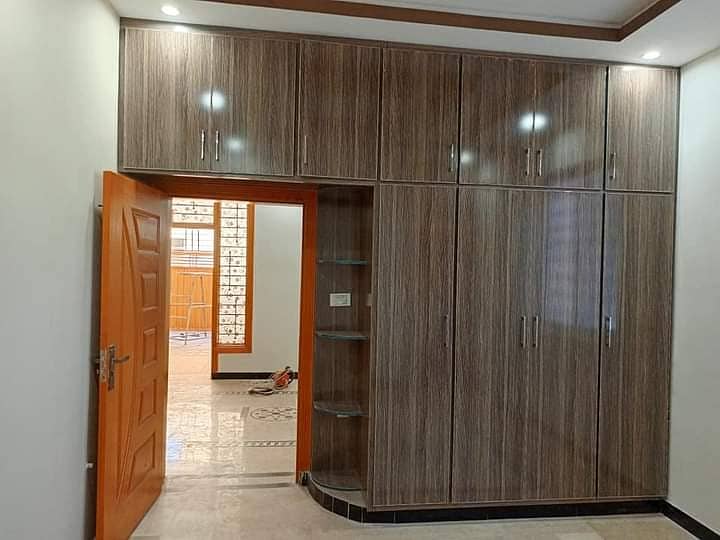 4400 Square Yards Other for rent in Model Town 1