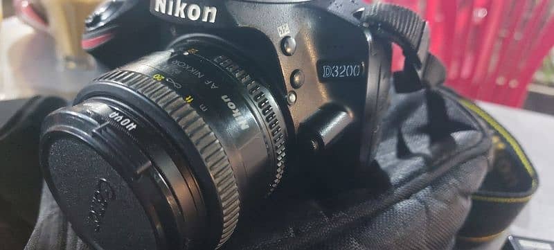 Nikon D 3200 Slighty Home used Condition 8/10 7