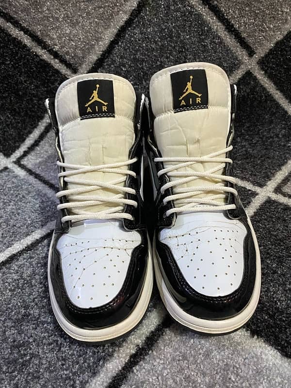 Jordan 1 high retro ( black gold ) 2