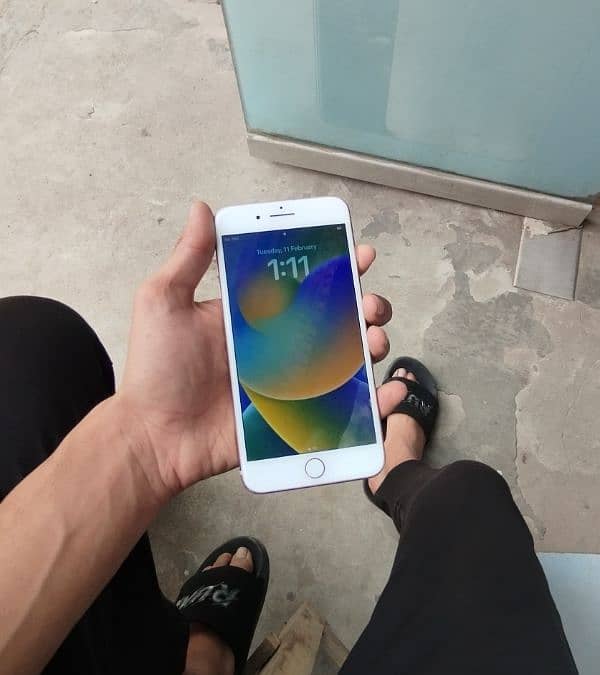 iPhone 8 plus PTA 1