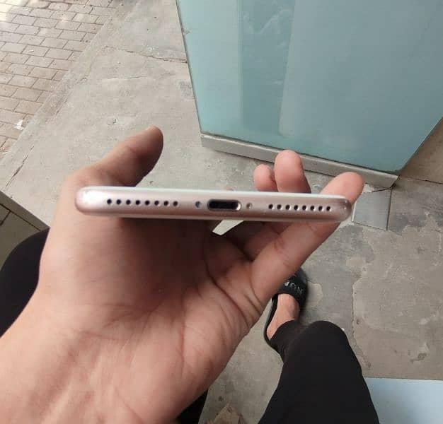 iPhone 8 plus PTA 2