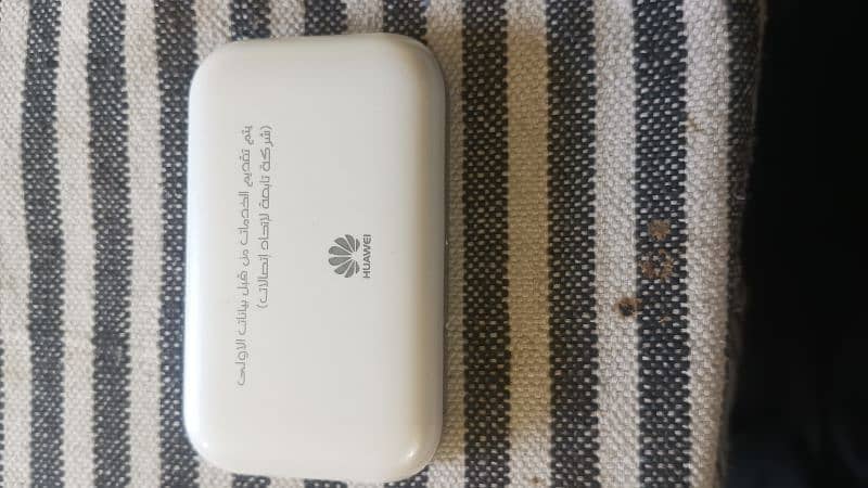 wifi device Huawei model E5577s-932 1