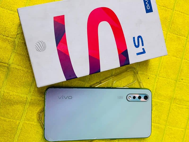 vivo s1 official pta with box 4gb 128gb 4