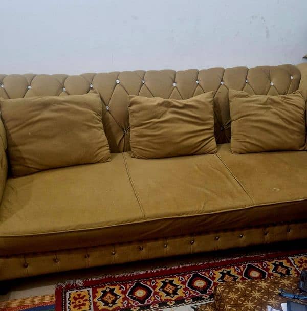 7 Seater Sofa with center table 6