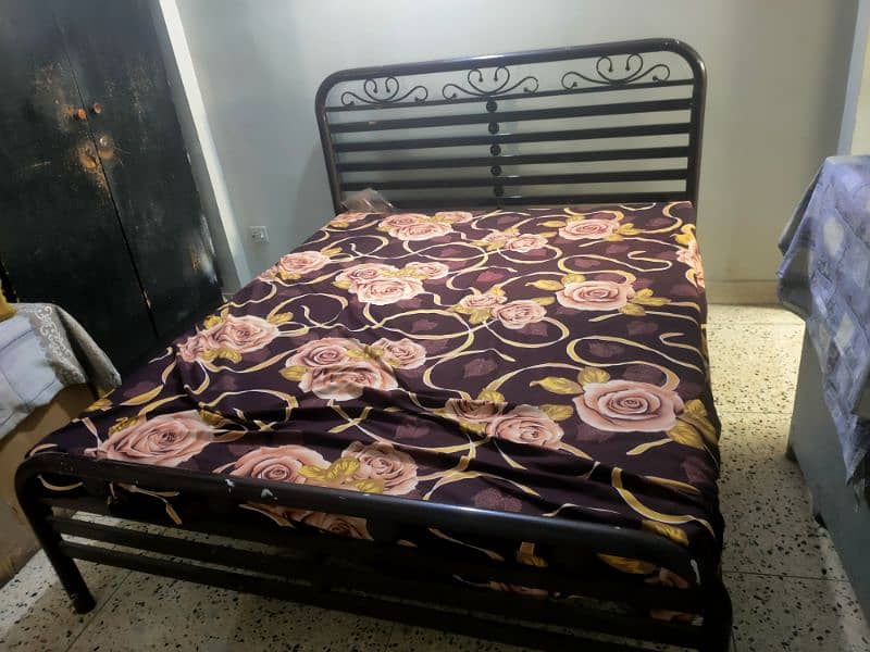 Bed for Sale 0