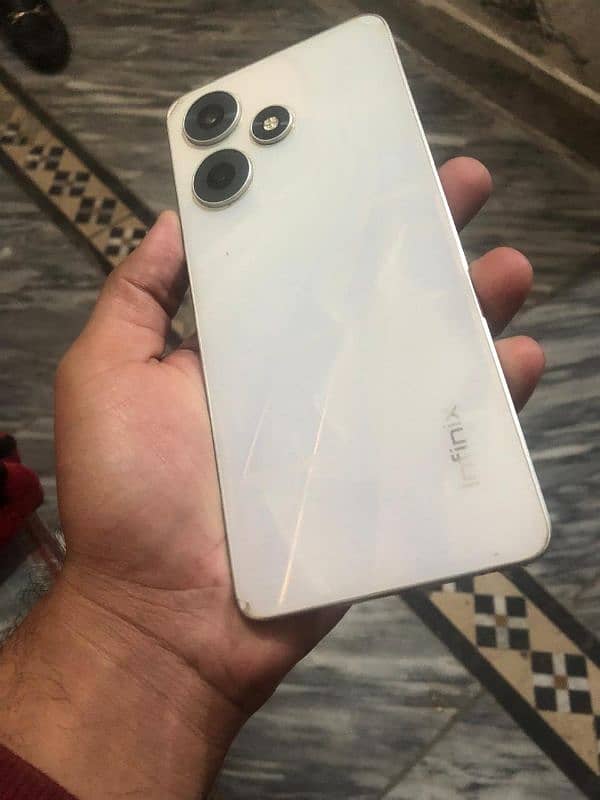 Infinix hot 30 1