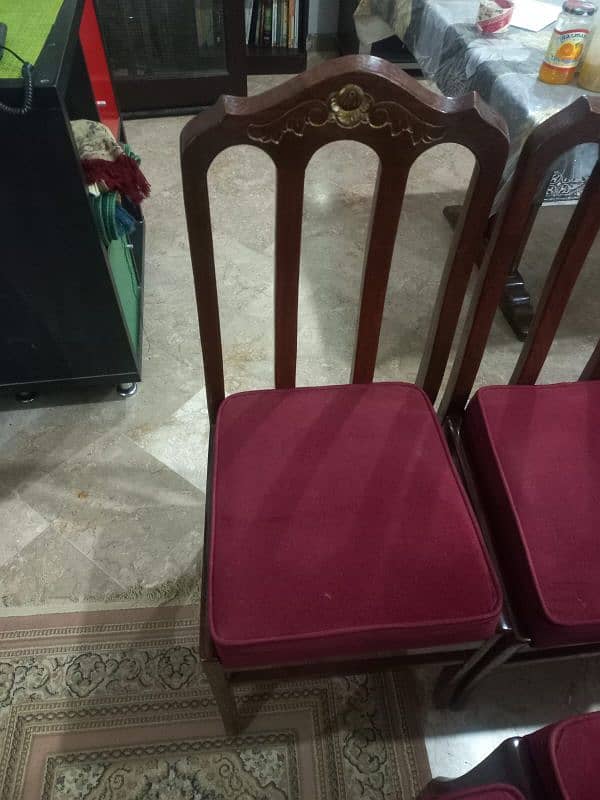 "Elegant Luxury Dining Chairs – 7/10 Condition | Best Deal!" 0