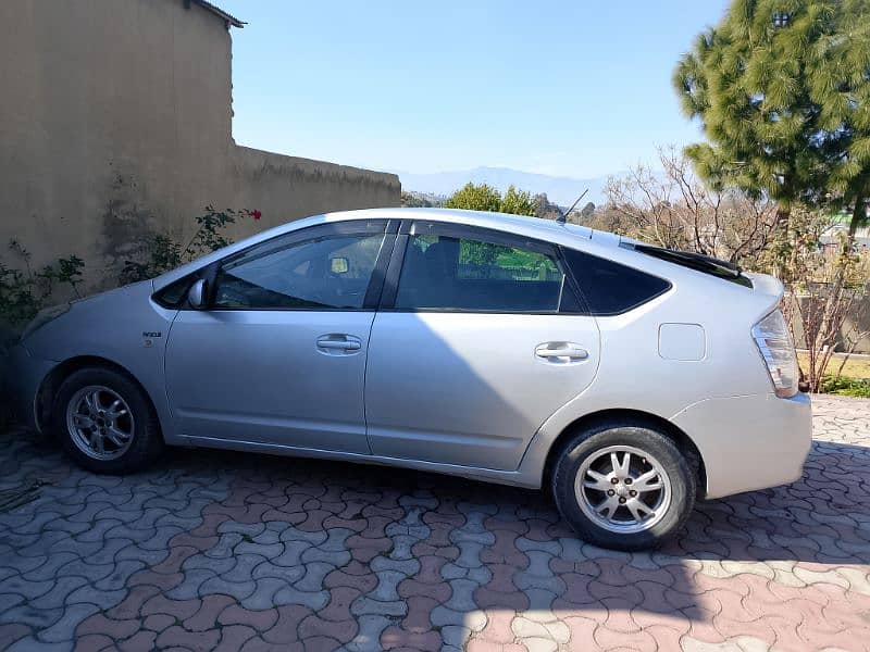 Toyota Prius 2007, 2013 Registered 2