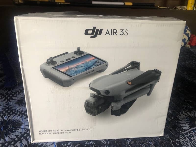 DJI AIR 3S -DJI RC -2 Controller latest - Fly More Combo 1