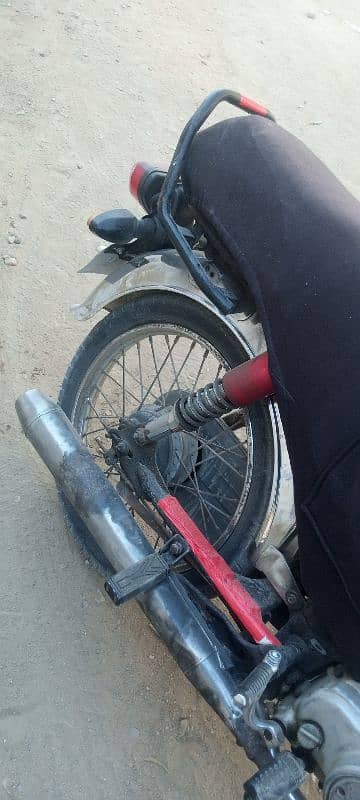 jilan bike 2018 sab cliyer h bilkul ok h 03462292032 no per rabta 2