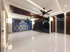 1 kinal brand new first entry upper portion for rent