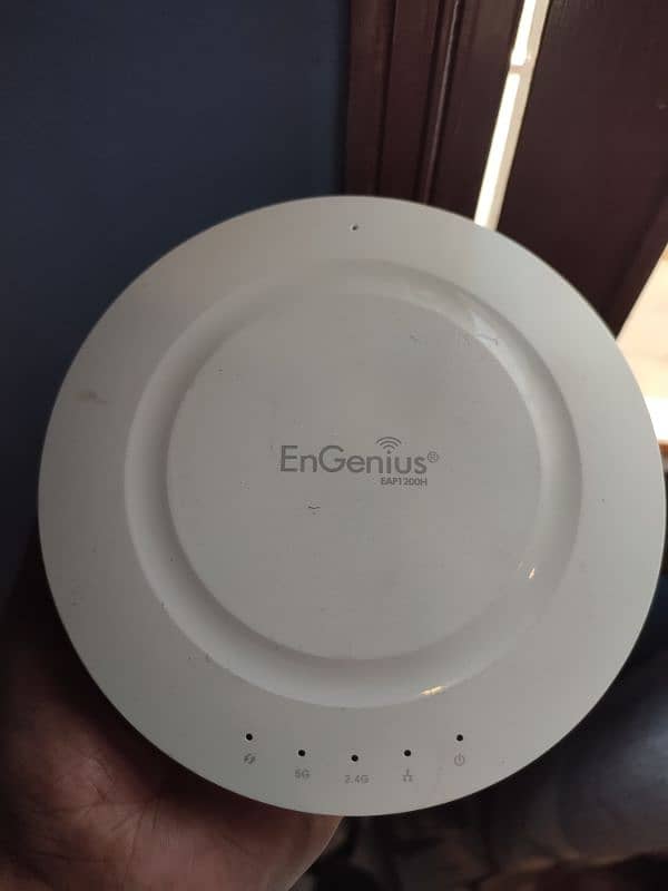 EnGenius EAP1200H Dual Band Ceiling-Mount Wireless Access Point 0