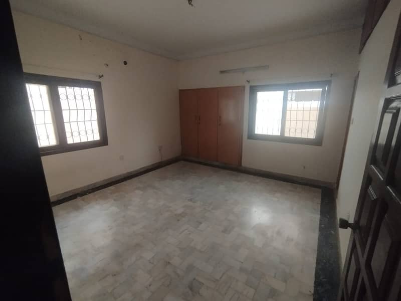 300 yard banglow Portion ground floor, 3 bed, 3 washroom, DD , available in ph 4 Rent 130k 03225996882 3