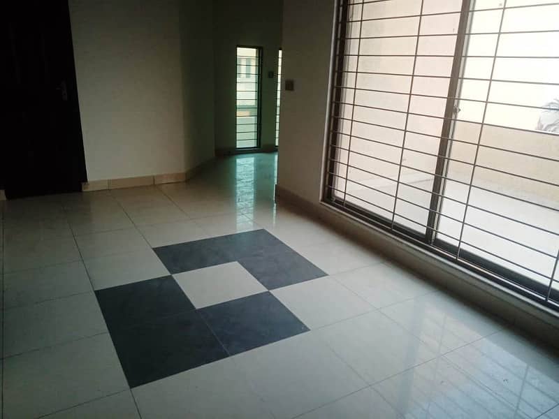 4 bed House For Rent In Askari 11 19