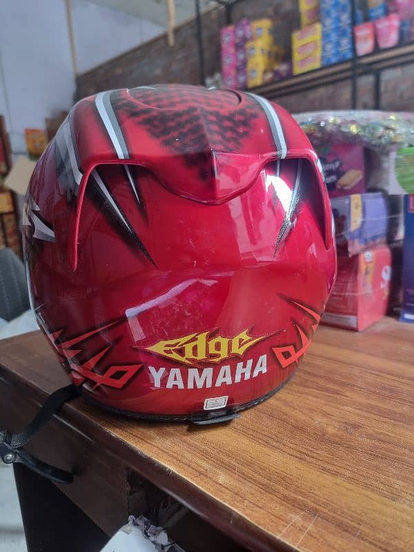 Helmet Yamaha brand 10/10 condition 4