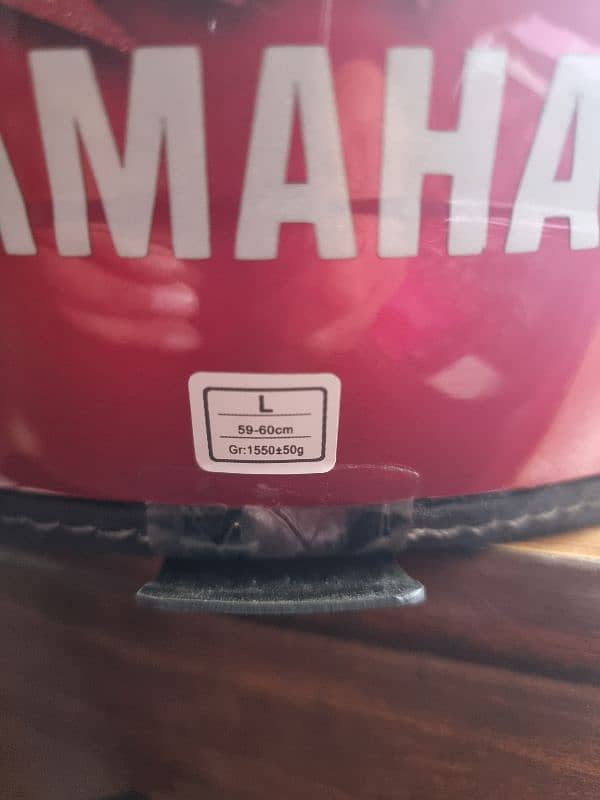 Helmet Yamaha brand 10/10 condition 5