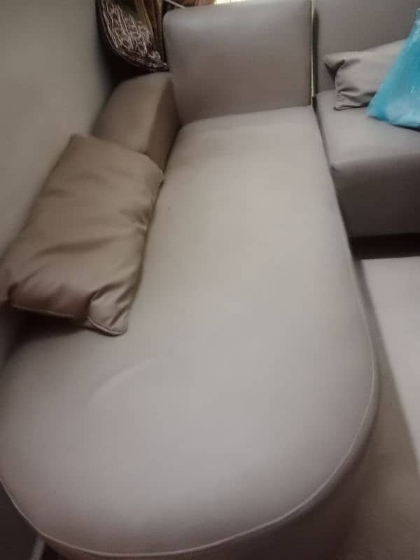 L shaped sofa for sale 0