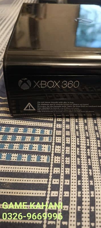 XBOX 360E + 1 Genuine Controller 10/10 like new totally Sealed. 5