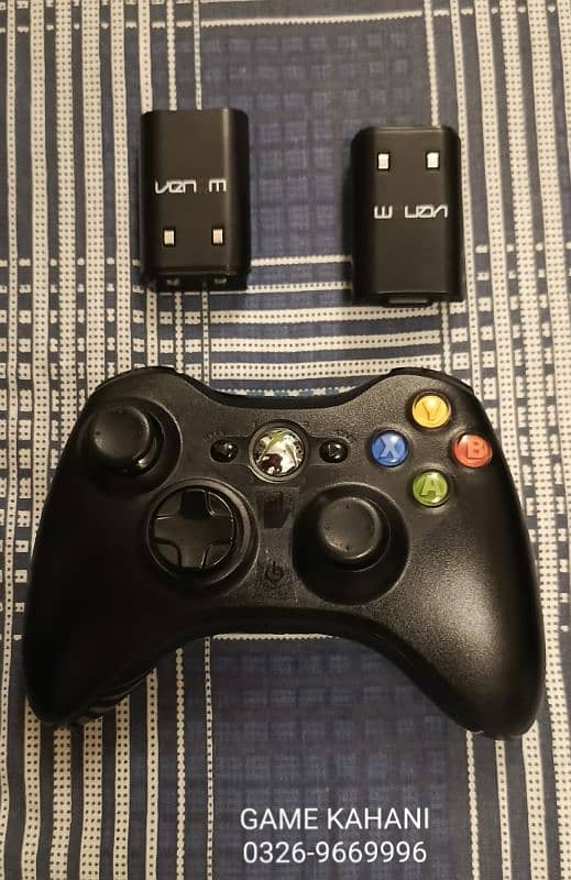 XBOX 360E + 1 Genuine Controller 10/10 like new totally Sealed. 9