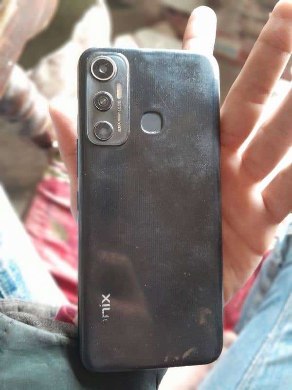 Infinix hot 11 4/128 pta with box 0