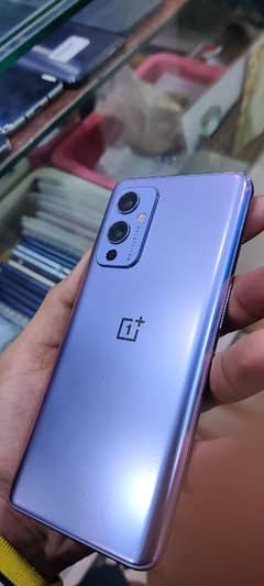 OnePlus 9