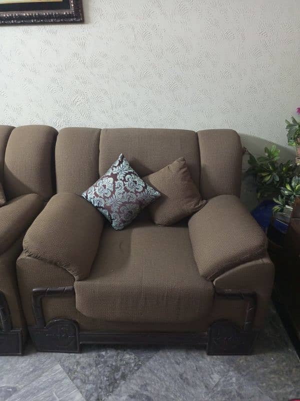 sofa set/ 6 seater 0