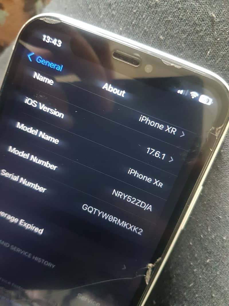 Apple iPhone XR (URGENT SALE) 1